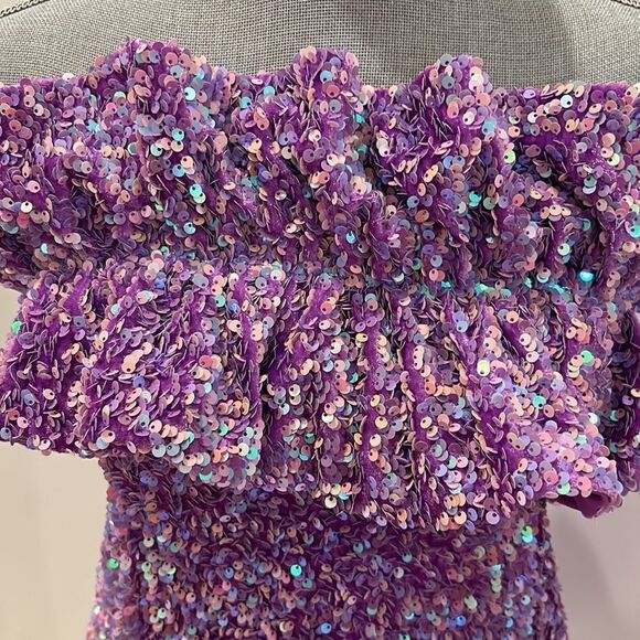 Evening Dress  - Picture 4 of 7